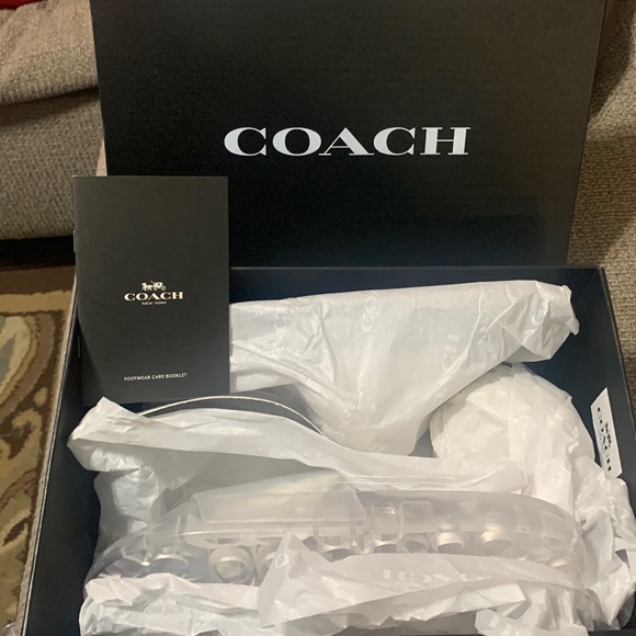 Brand new clear rubber Coach slides - Picture 1 of 4